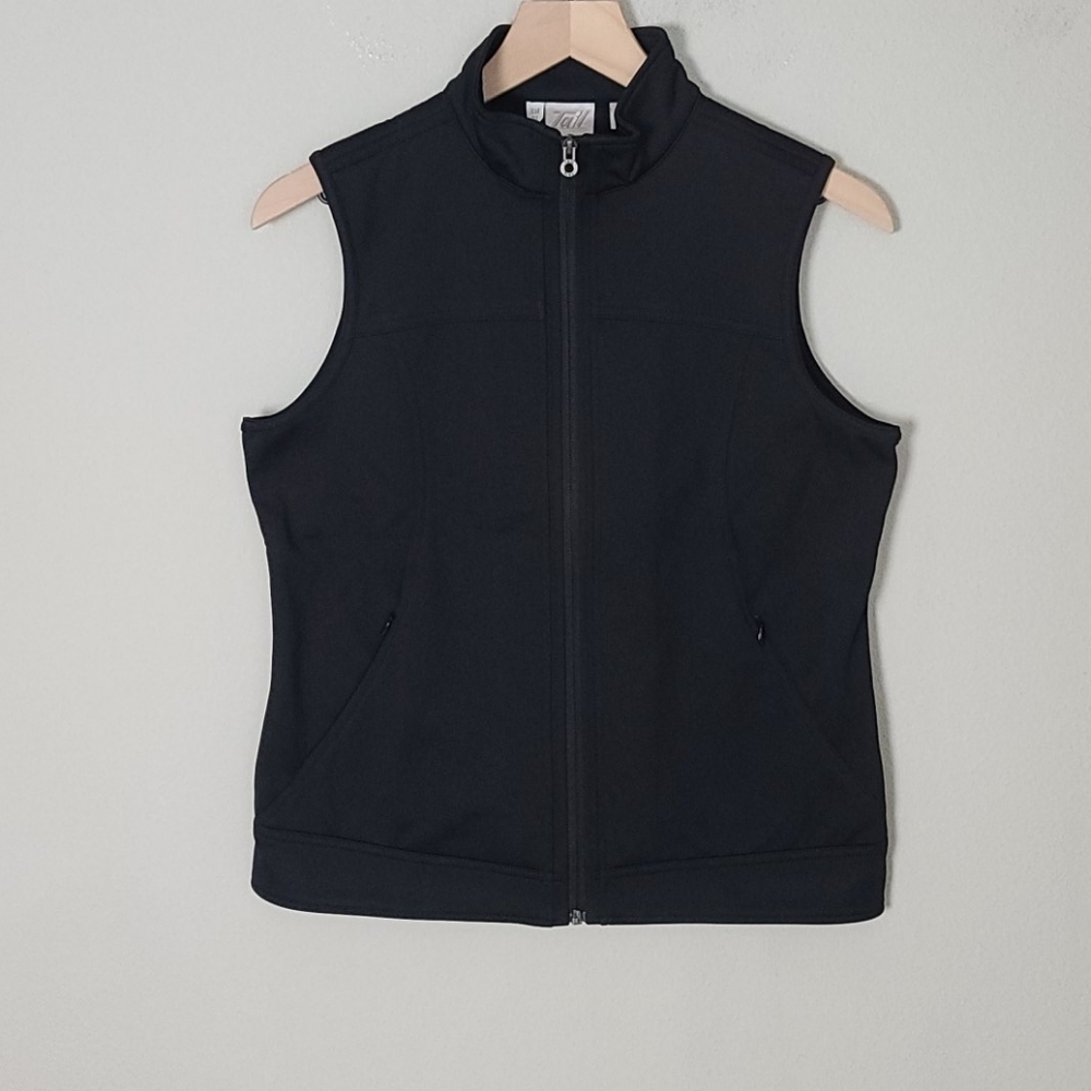 Tail Activewear Black Zip Up Vest NWT